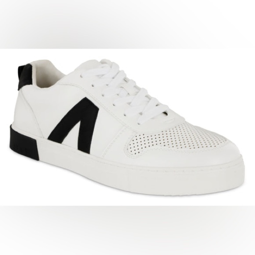 Strauss + Ramm THE COURT - WHITE BLACK